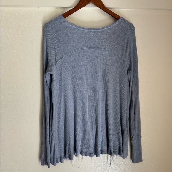 We The Free XS Blue Waffle Thermal Long Sleeve Sweater Distressed - Picture 7 of 10